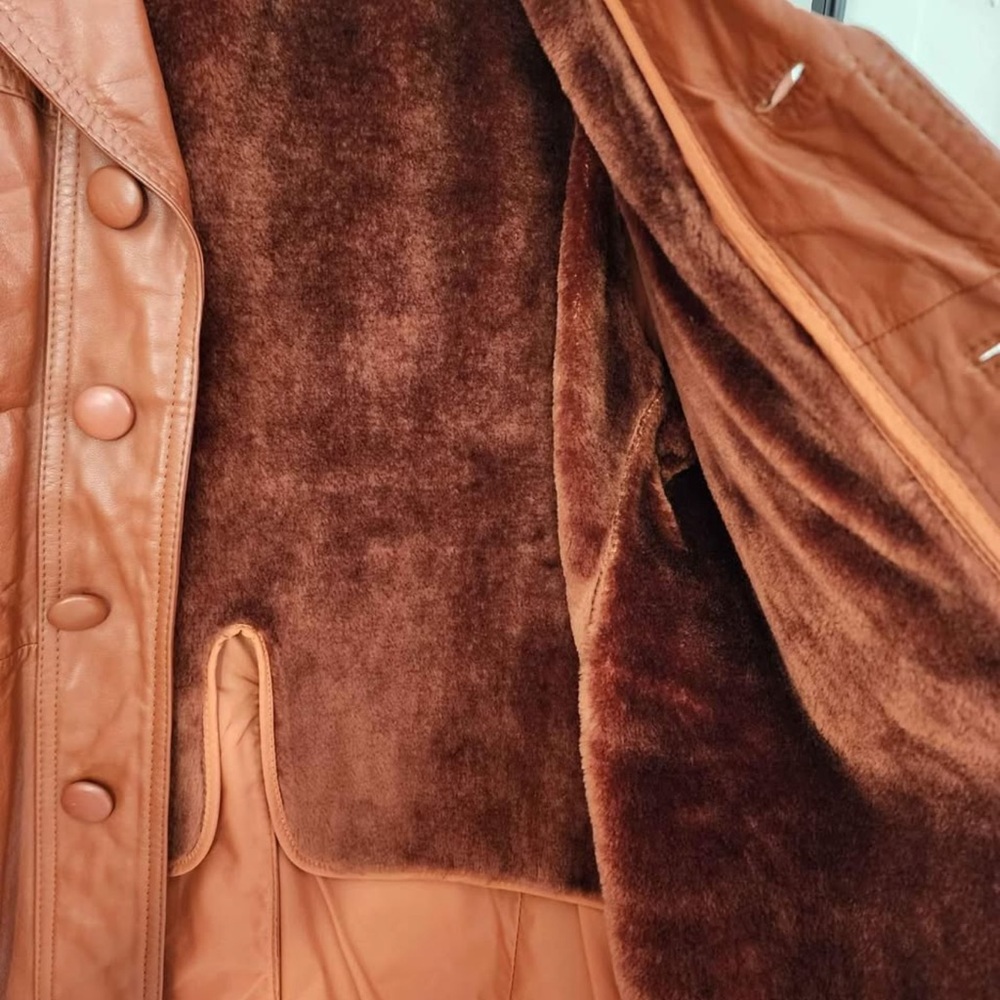 Mens’s Tan Cow hide Leather Jacket - Picture 4 of 6
